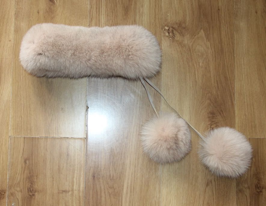 karibu futro futerko z lisa lis futrzana opaska czapka bezowa