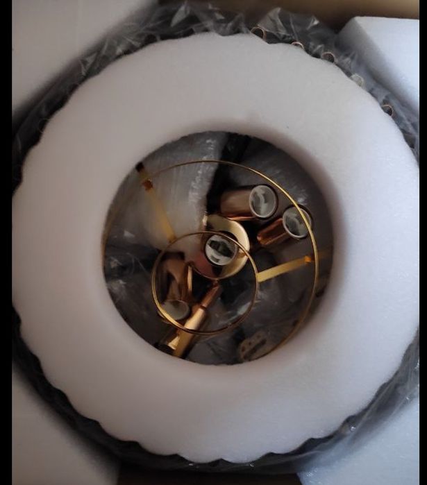 Крутезна Підвісна люстра