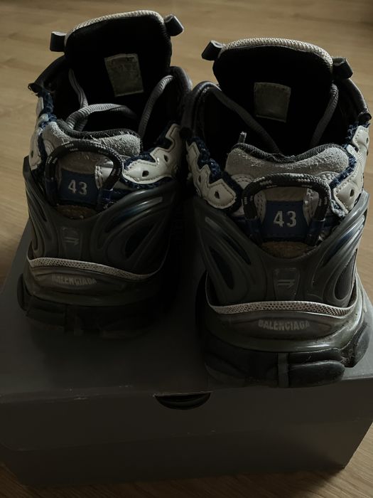 Balenciaga Runner gradient