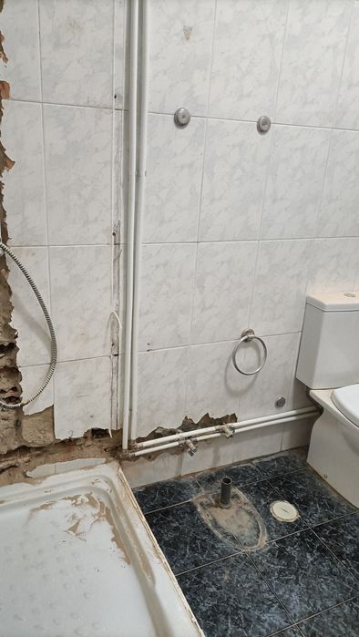 Presto serviços de Canalizador