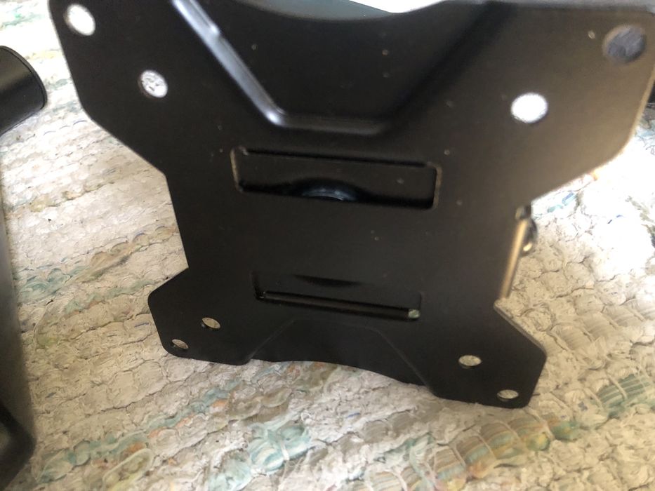 Suporte de monitor para secretaria