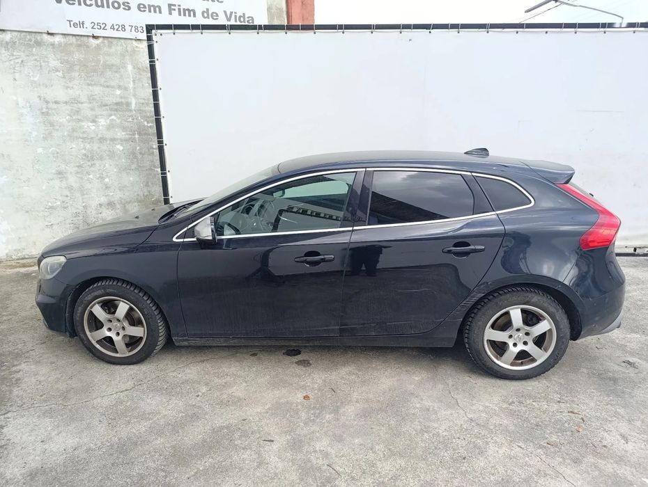 Para peças VOLVO V40 Hatchback