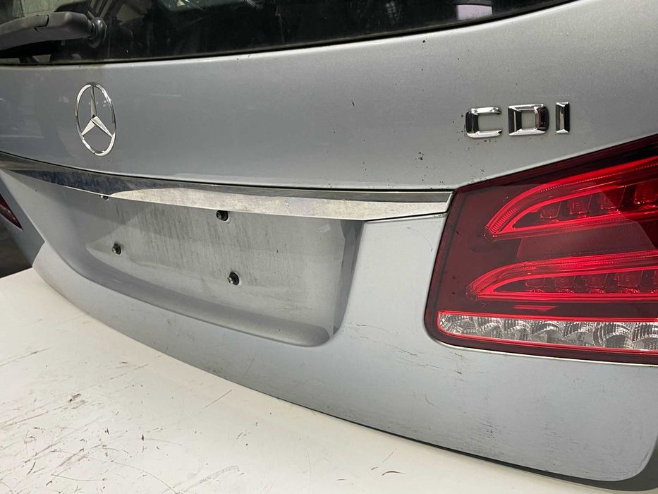 Porta da mala completa Mercedes W212 (Ano: 2014)