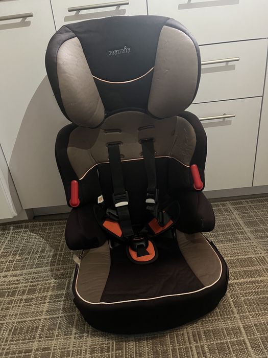 Дитяче автокрісло Nania