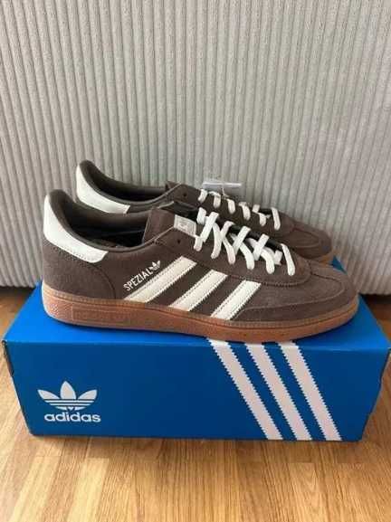 Oryginalne buty adidas damskie Buty HANDBALL brązowy R.40