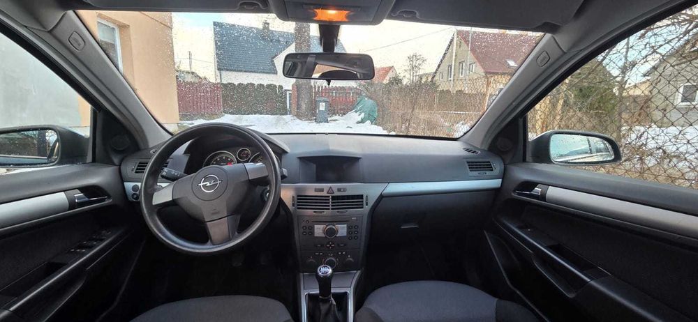 Opel Astra H Kombi, 1,6 Benzyna