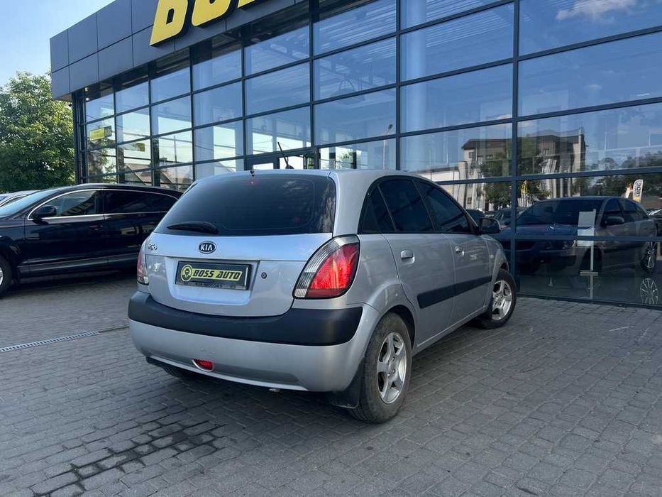 Kia Rio      2009
