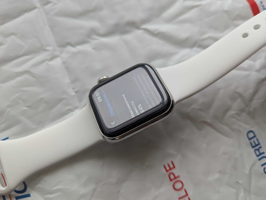 США Стальний Apple Watch 6 40 Stainless Steel silver батарея 84% рідна