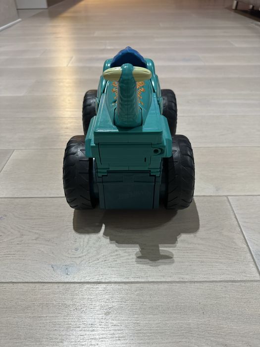 Hot Wheels Monster Trucks Pożeracz aut Mega Wrex