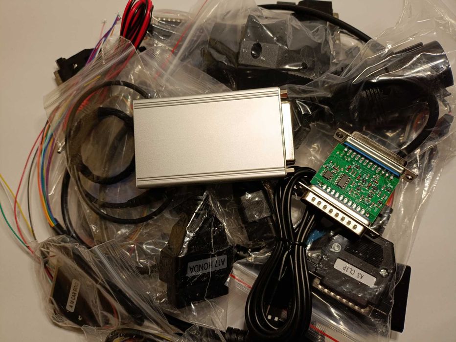 Программатор CarProg + version 8.21/10.93 13.77 повний комплект