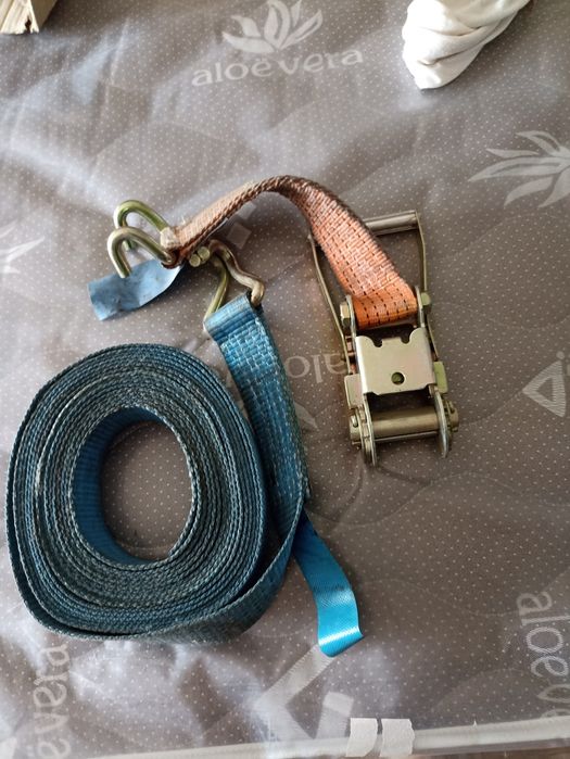 Cintas para amarrar camião novas