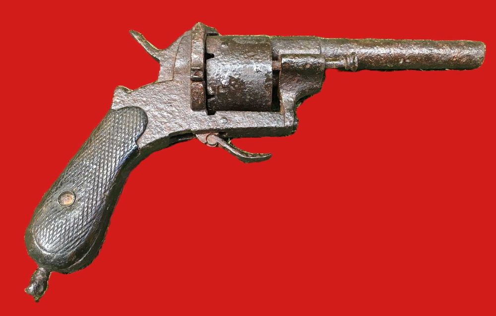 Revolver antigo obsoleto, para coleção
