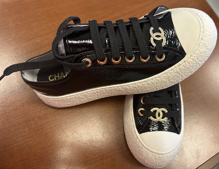 Лакові кеди Chanel