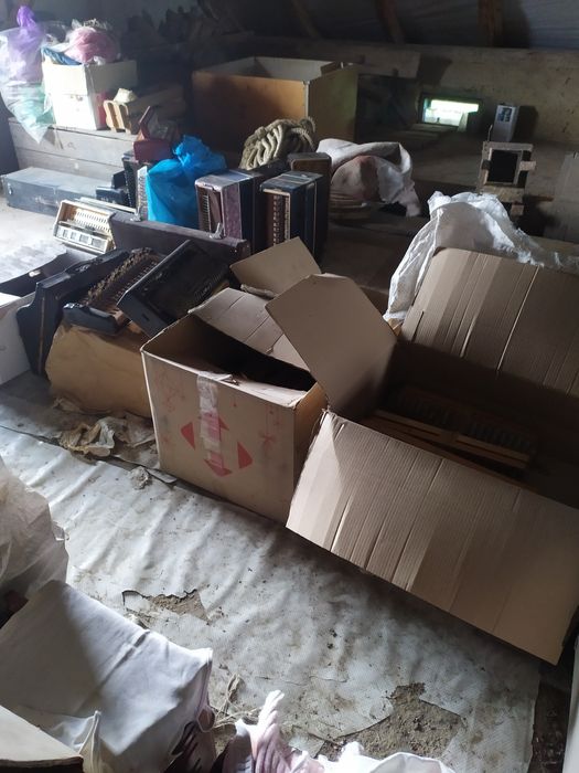 Продам запасні частини до баяна.