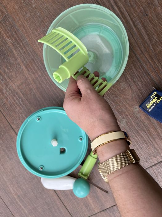 Picadora Manual Tupperware Verde e Turquesa