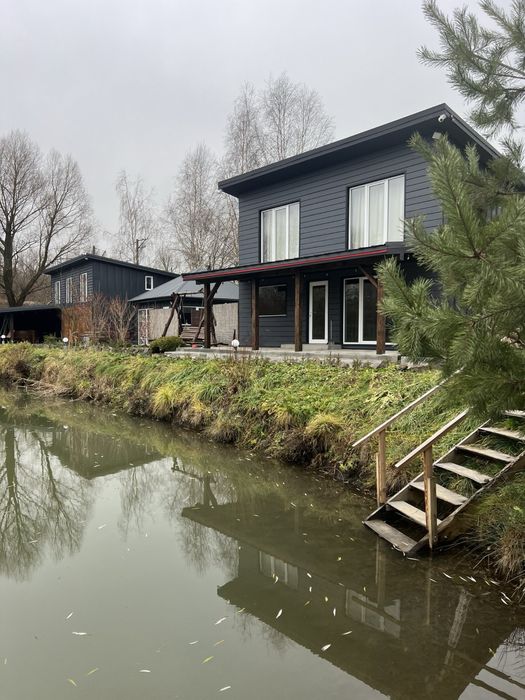 Затишний Будинок для відпочинку та святкування у Rest Family