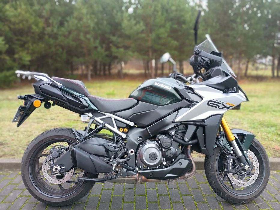 Suzuki GSX pierwszy właściciel / serwisowany w ASO / stan b.d / gwarancja 04.2027