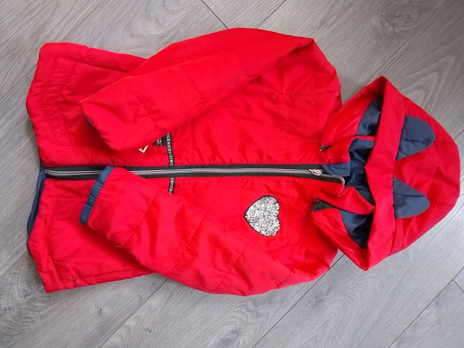 Куртка для дівчинки