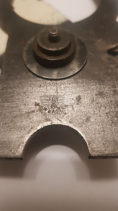 Kolekcjonerski zabytkowy przyrząd naukowy  Wehrmacht