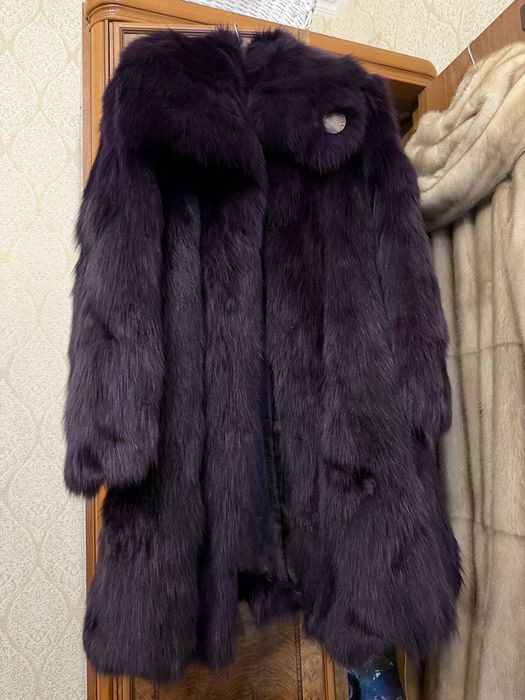 Шуба з лисиці фіолетова натуральна