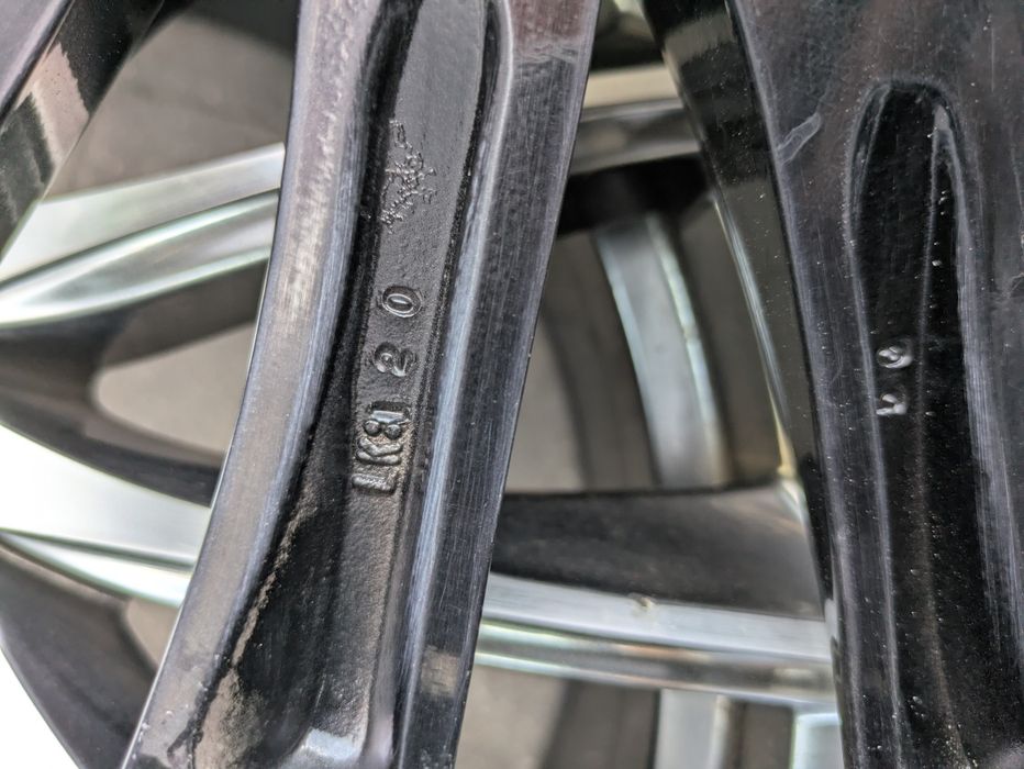 5x120 ET38 18" BMW felgi aluminiowe marki Tomason model TN16.