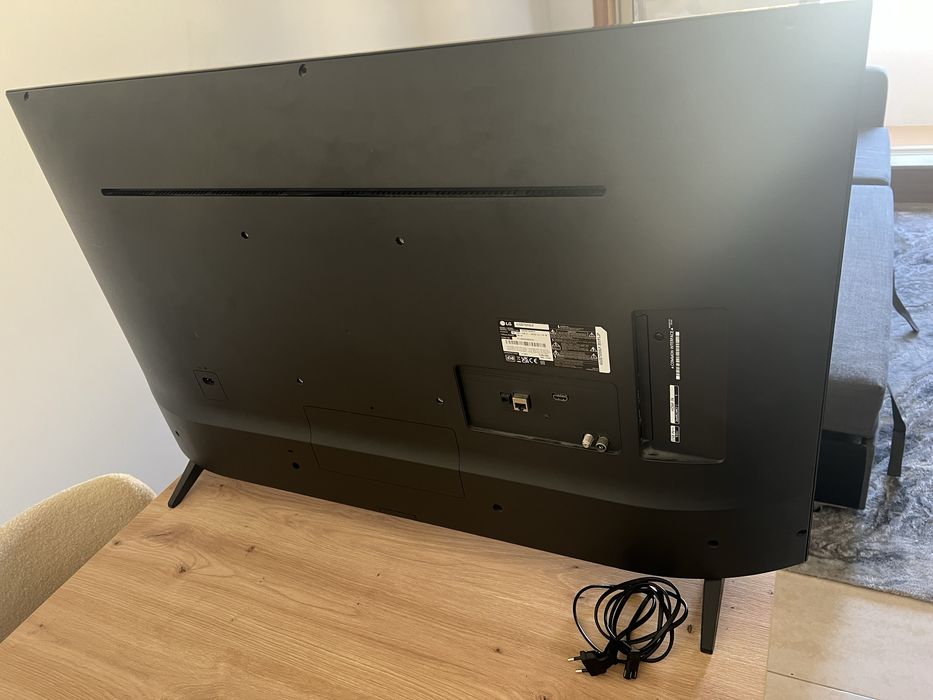 Vendo TV LG 43”