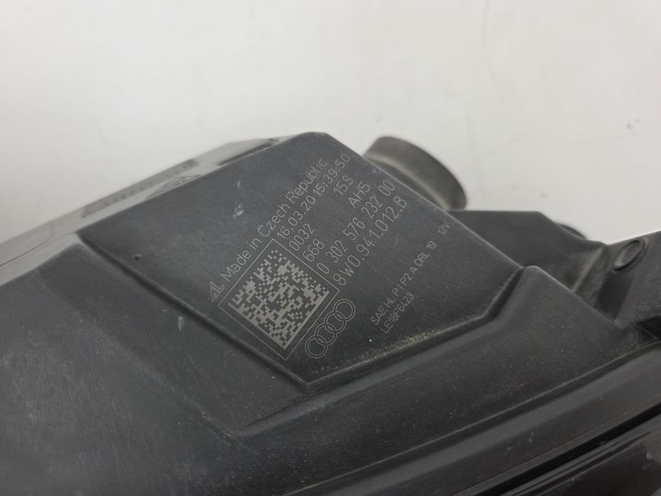 Фара права Audi A4 B9 2020-2024 USA