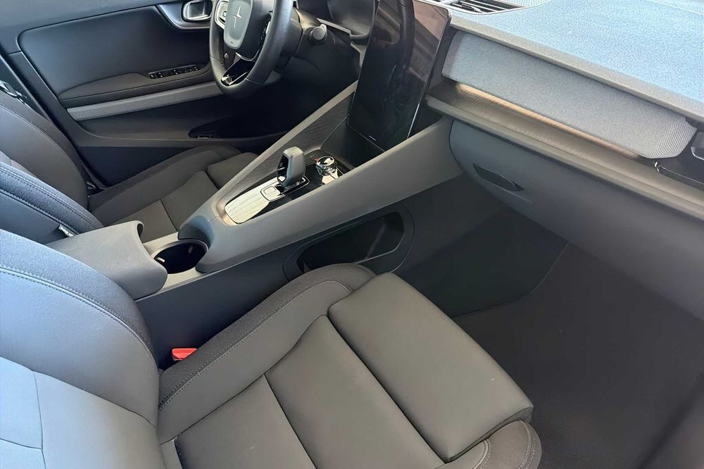 Polestar 2      2021