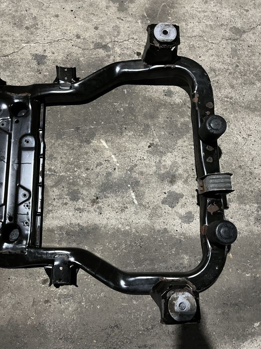 Балка передня т5, підрамник передній т5 vw t5