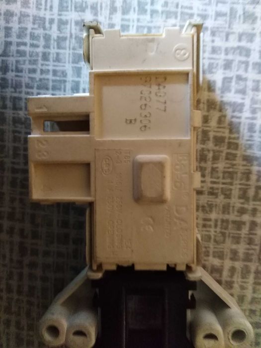 Elektrozamek Rygiel Zamek Blokada do drzwi pralka Gorenje WS 41101