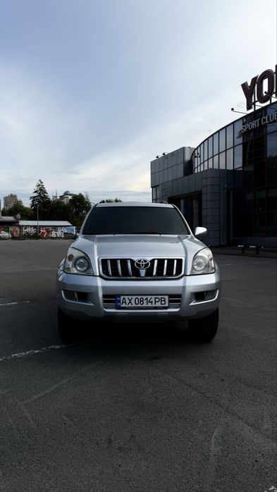 Toyota Land Cruiser 120 (2005 р випуску)