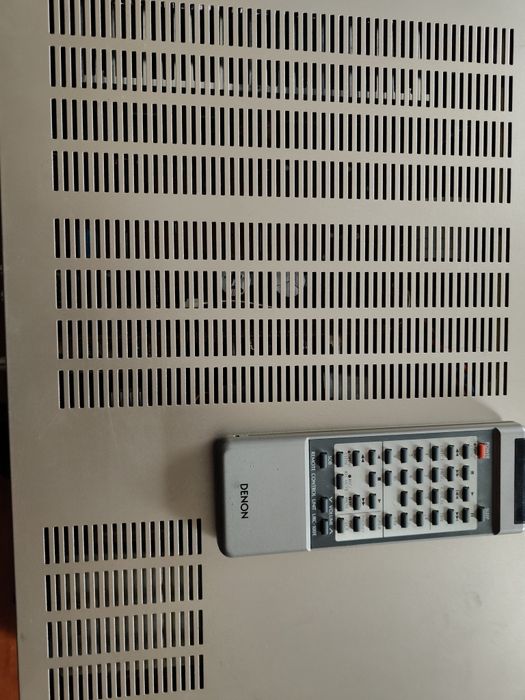 Denon amplituner CD RCD -100