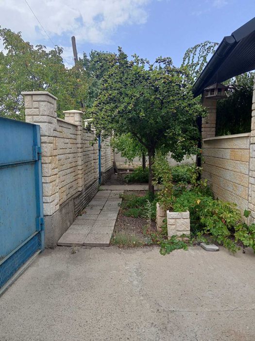 Продається сучасний житловий будинок