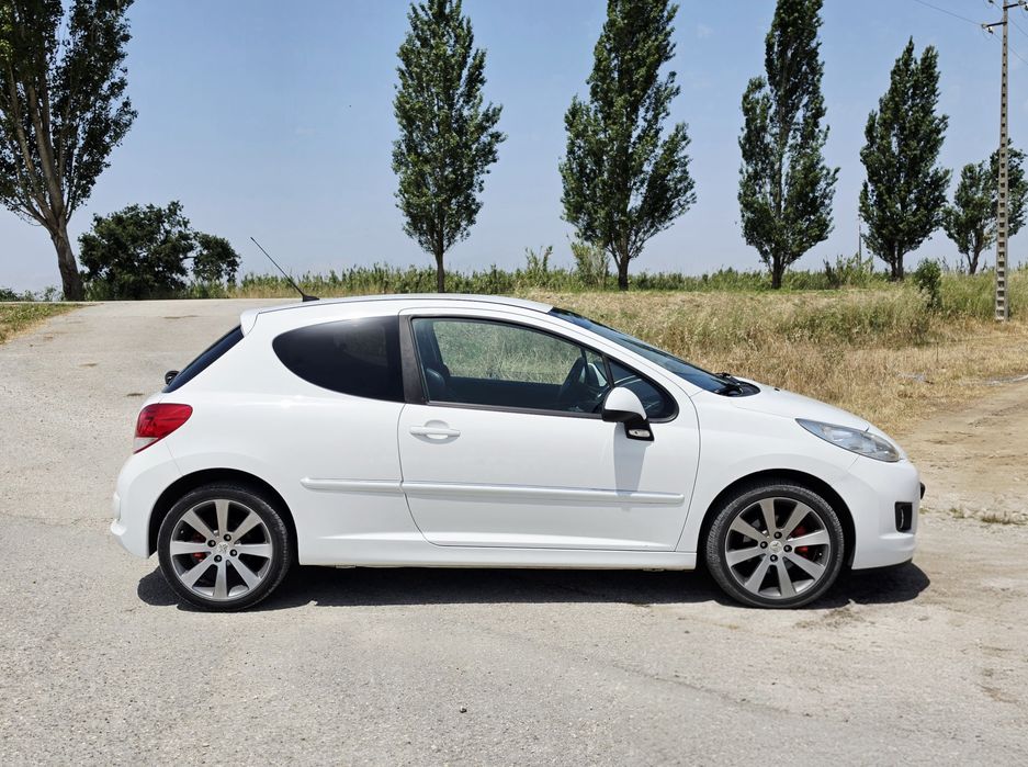 Peugeot 207 GTI/RC