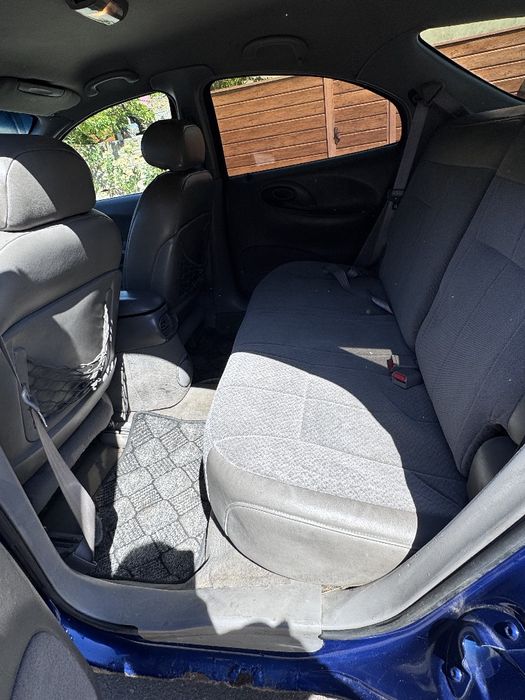 Ford Taurus (Mercury Sable)