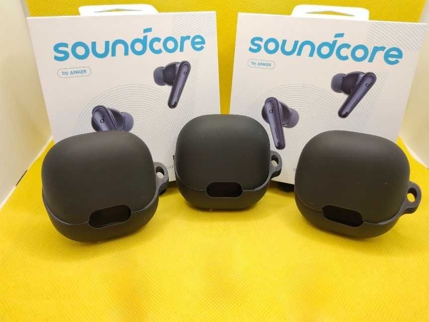 Чехол силиконовый на наушники Anker Soundcore Liberty 4 NC + карабин!