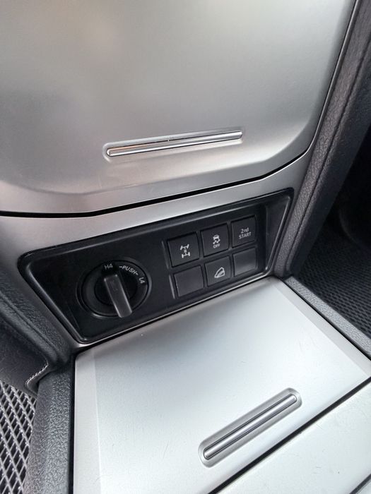 Toyota Prado 2019 4.0 газ бензин 140тыс.км официальная