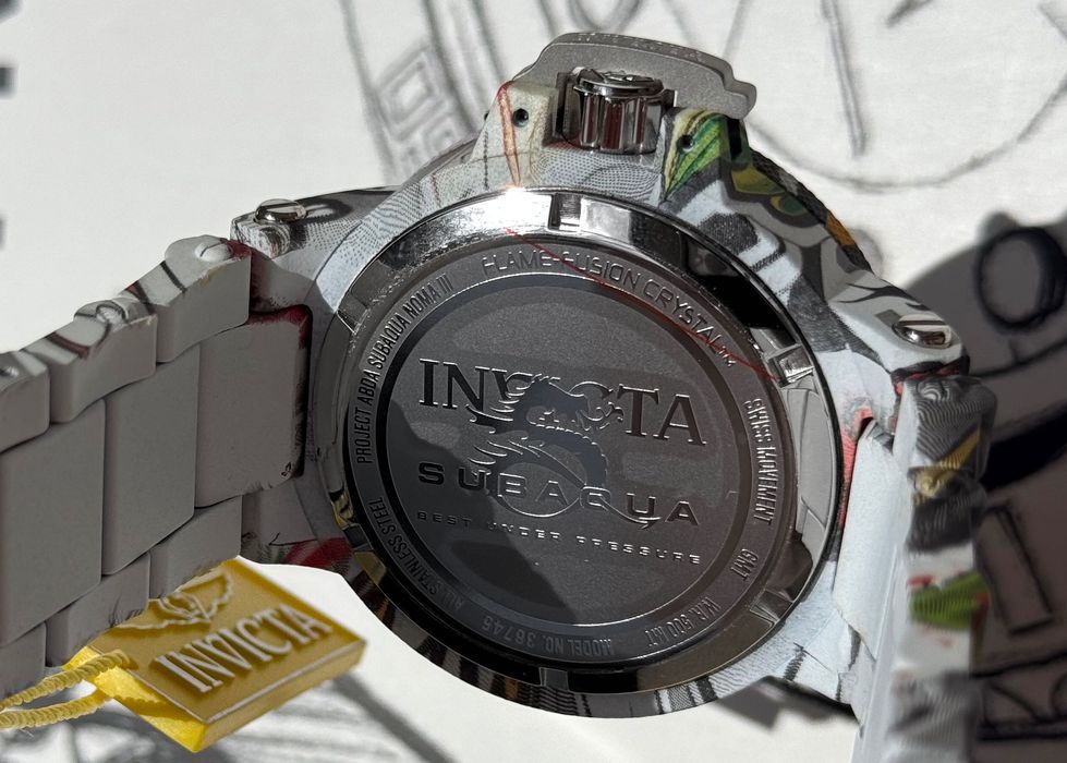 Invicta 36745 Subaqua Noma III GMT Graffiti 50 mm. 500 MT Swiss.
