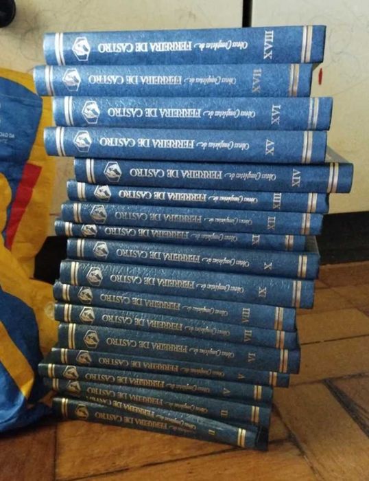 Obras Completas de Ferreira de Castro (18 volumes - total 18€)