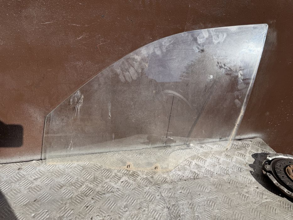 Стекло водителя Део ланос daewoo lanos год 11 пробег 47 тыс