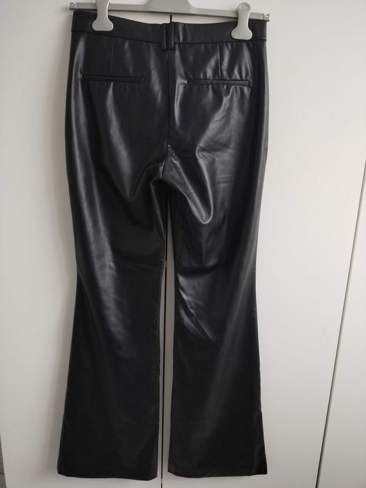 Zara Spodnie M ze sztucznej skóry