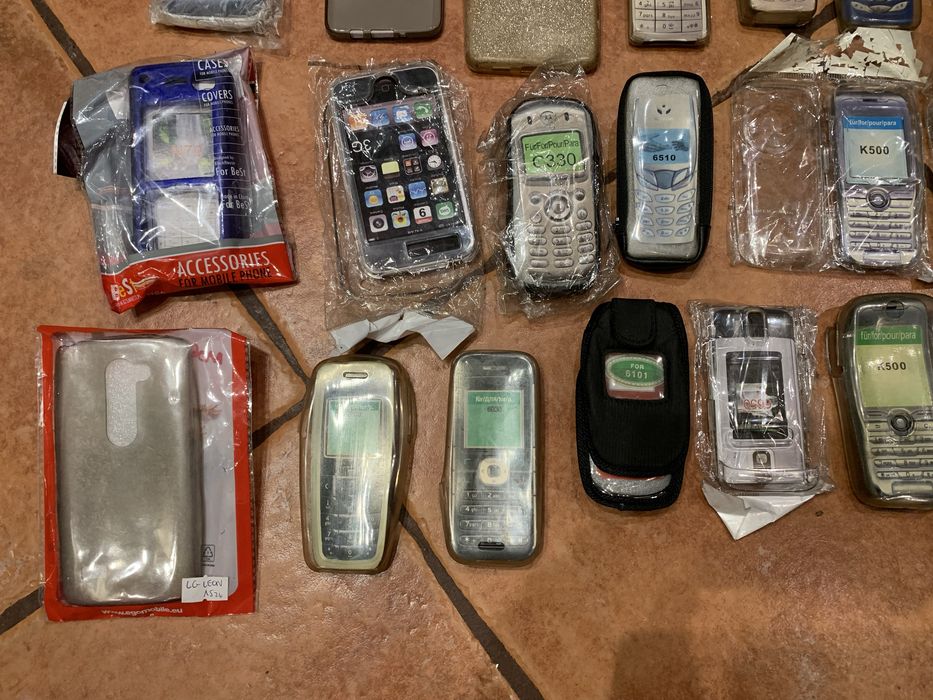Etui, futerały, kabury do starych modeli Nokia SonyEriccson Samsung