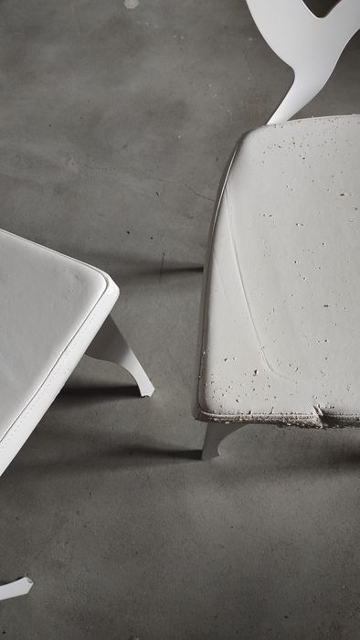 Cadeira design em alumínio e ecopelle