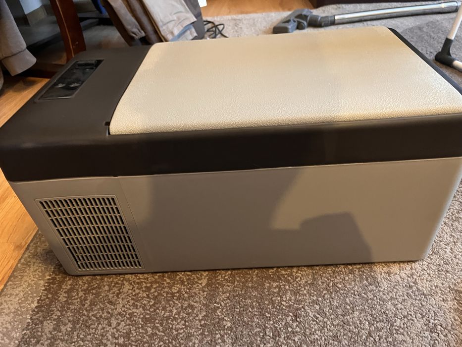 Lodówko zamrażarka kompresorowa turystyczna  samochodowa bluetooth usb