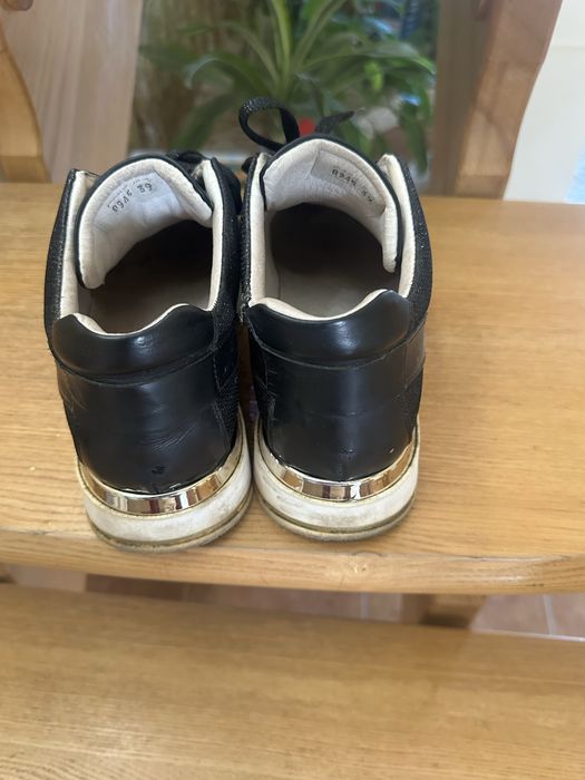 BALDiNiNI жіночі кросівки