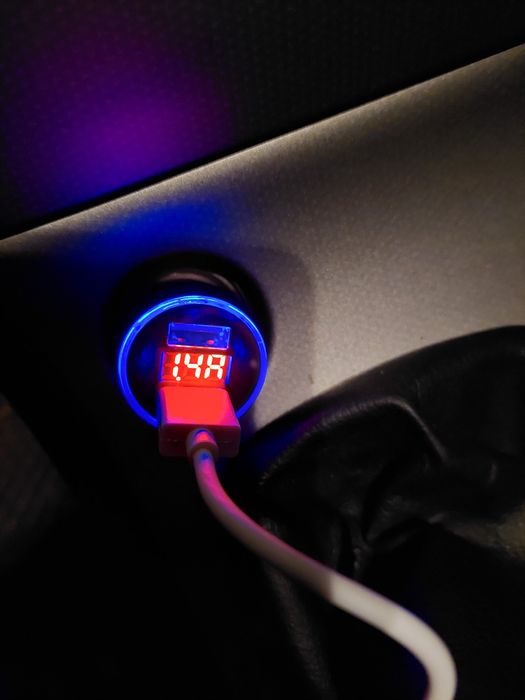 Carregador de isqueiro duplo USB64409248860419121