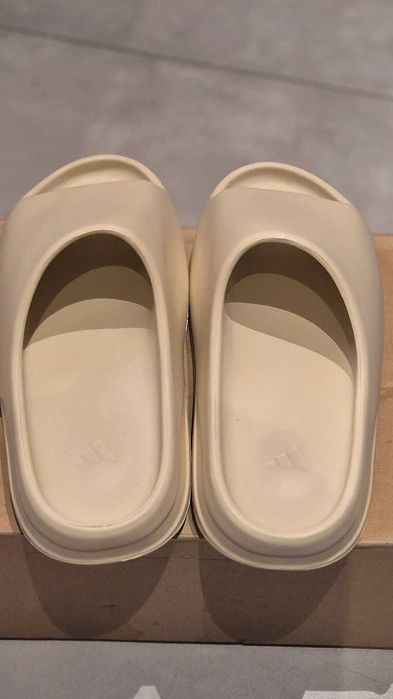 adidas Yeezy Slide R.46