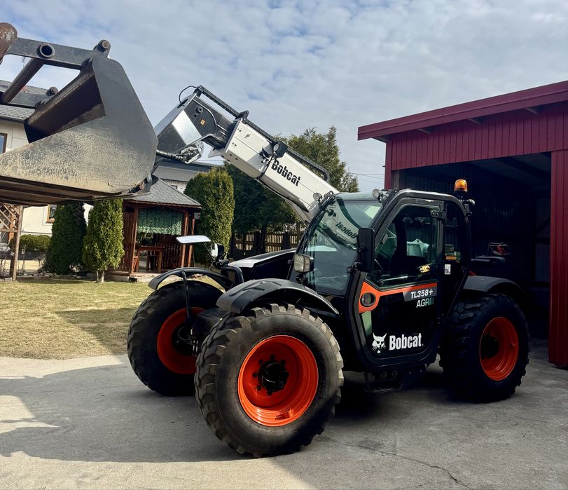 Ładowarka Bobcat 358 agri+