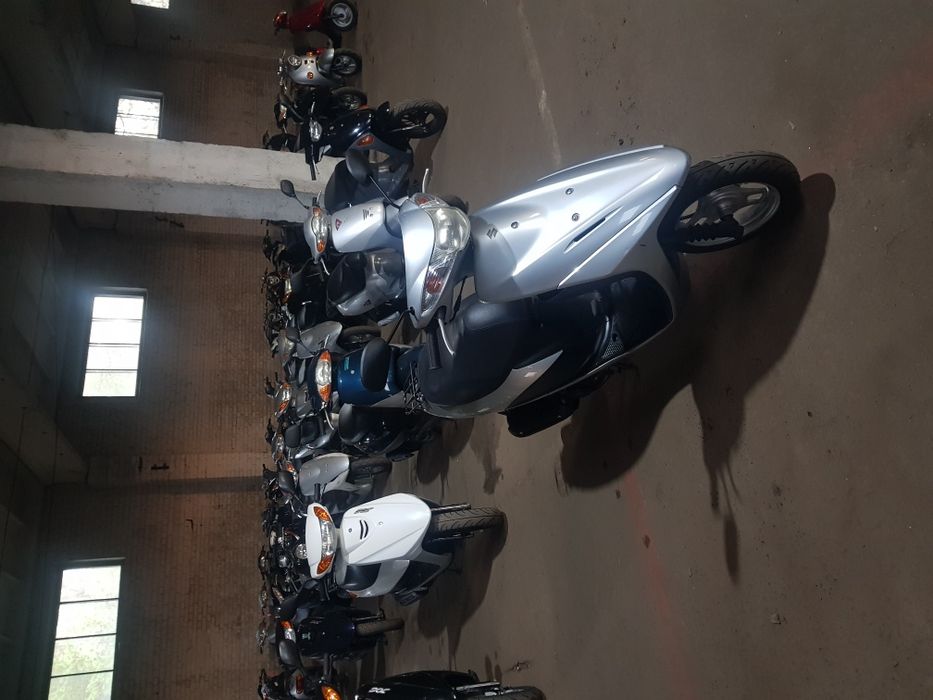 Скутер мопед Suzuki Address V50