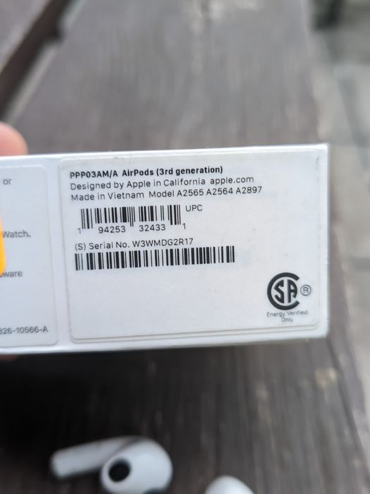 Магазин. Правий, Лівий навушник Apple AirPods 3.